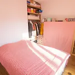 Superb Bright Apartment Near Pere Lachaise